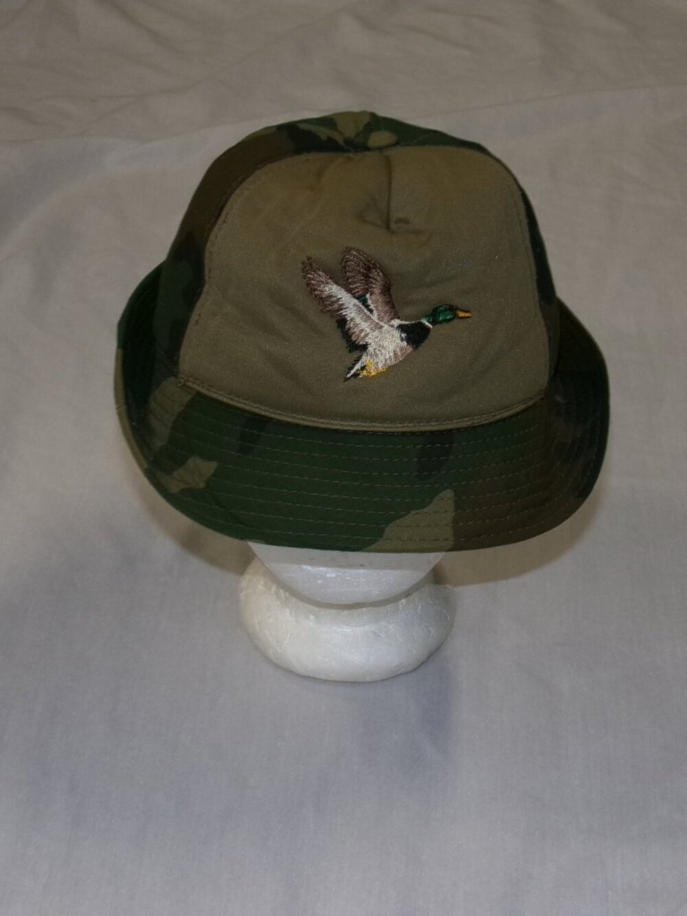 Vintage Winchester Duck Hunting Hat Camouflage Embroidered Camo sz M Ear Flap